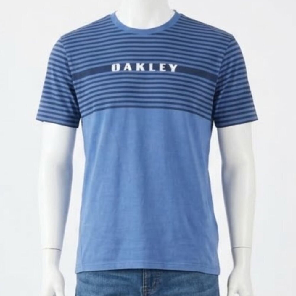 Oakley Mens T-Shirt 2XL Blue Striped Short Sleeve Custom Fit Cotton